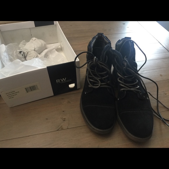 Brand new with box, unworn Robert Wayne men’s boot - Picture 5 of 5